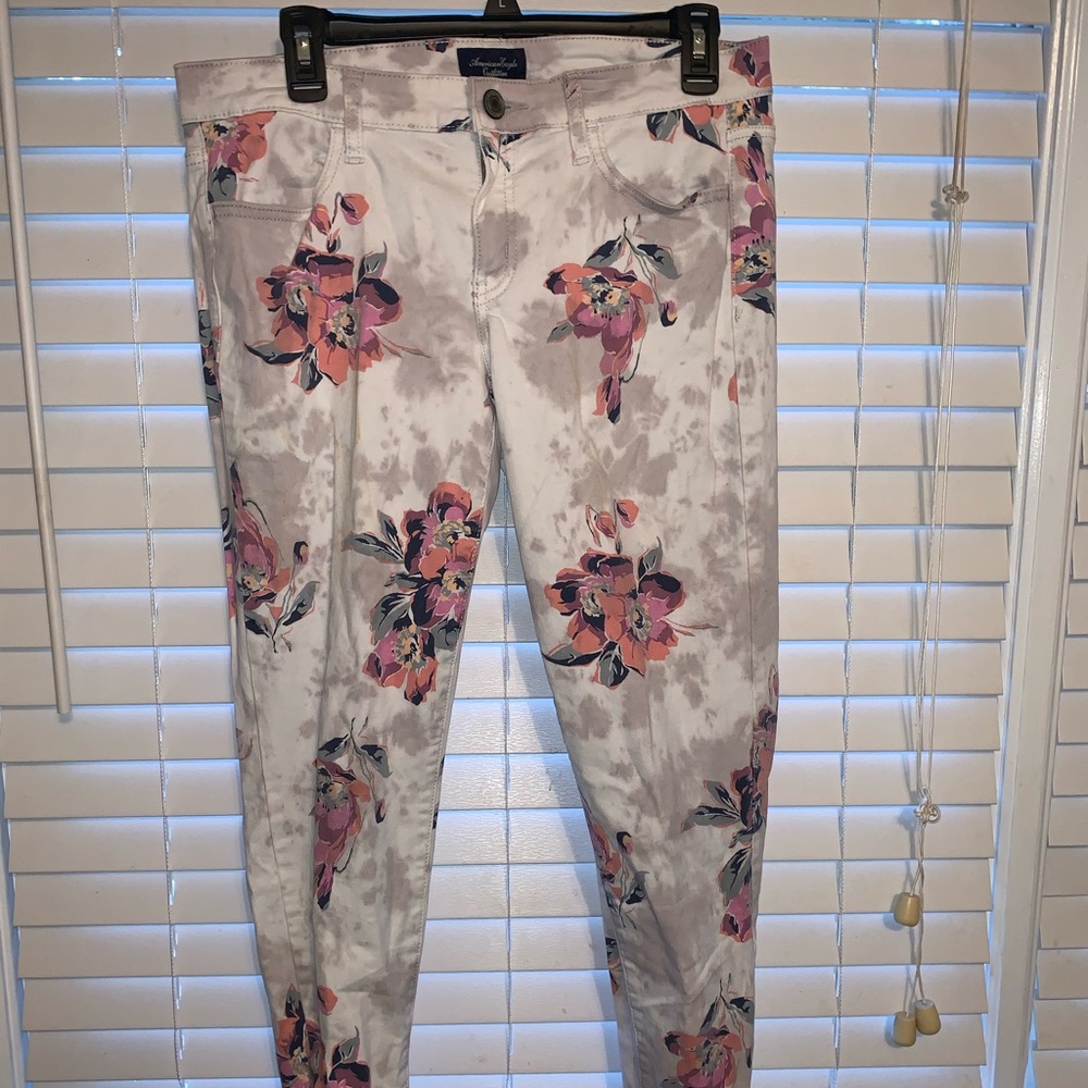 American Eagle Size 12 Floral Jeans